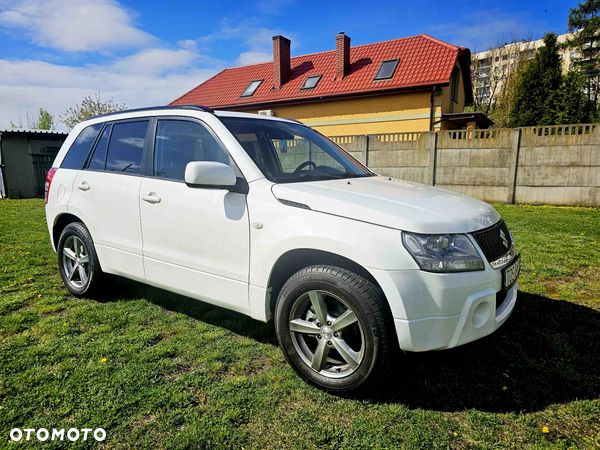 Suzuki Grand Vitara 2.0 De luxe - 3