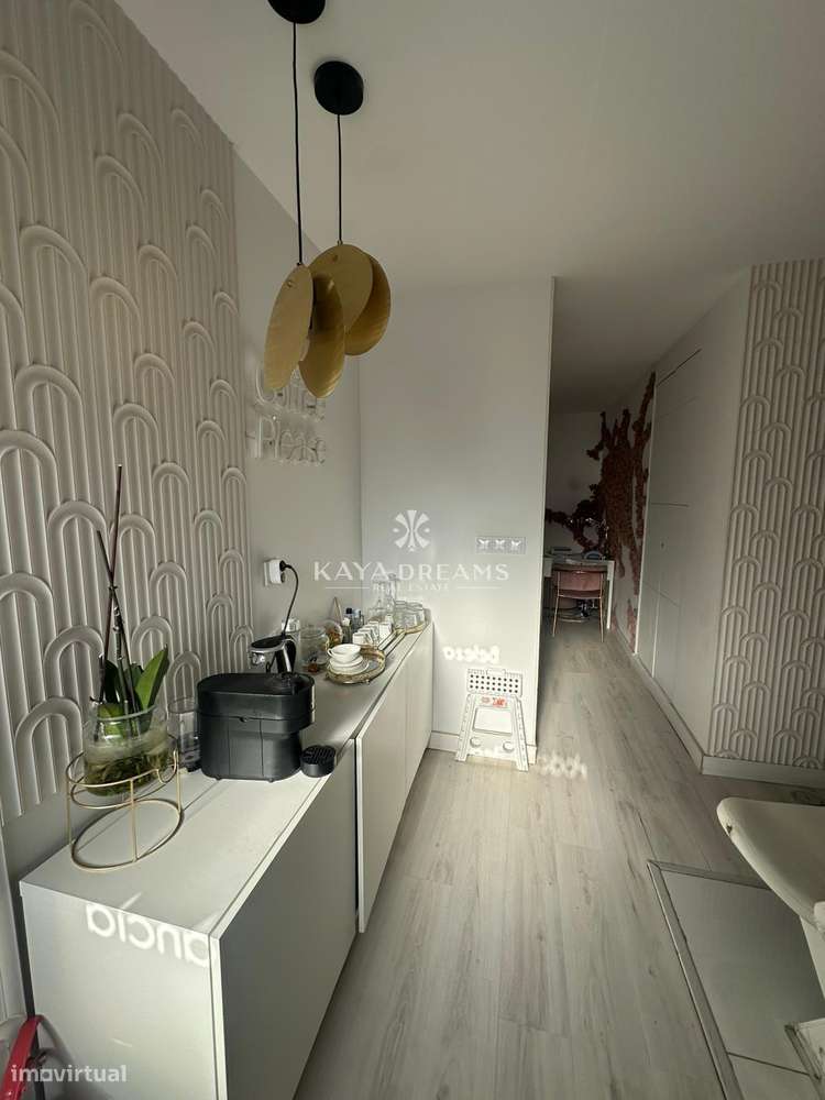 Salão de Cabelereiro para Trespasse em Ramada-Odivelas-6