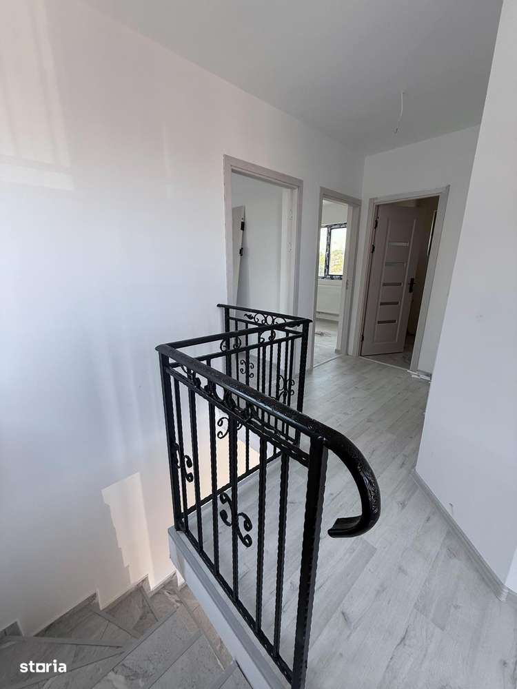 Vilă P+1 cu 4 camere | Lumina-5