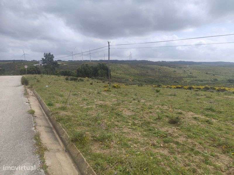 Terreno junto a urbanização altos da Raposeira. - Grande imagem: 3/5