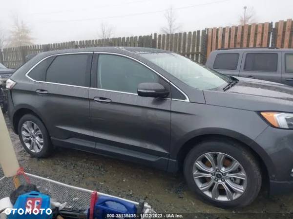 Ford EDGE 2.0 EcoBlue Twin-Turbo 4WD Titanium - 13