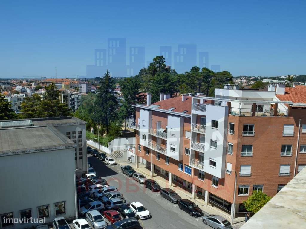 APARTAMENTO T5 NA AVENIDA MARQUÊS DE POMBAL DE LEIRIA COM VISTA PAR...-23
