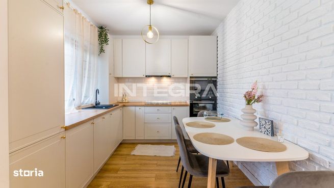 Apartament cu 3 Camere |  Bloc Tip Vila |  Cartier Gruia | Semicentral-2