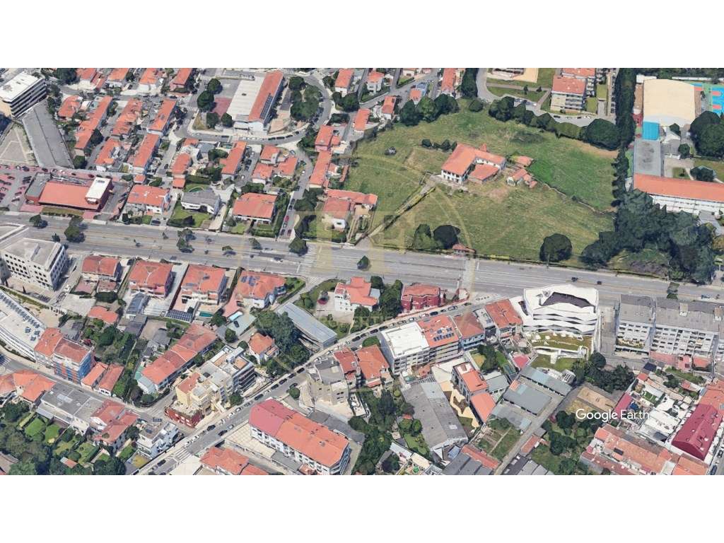 Apartamento T3 no PAULO DIAS NOVAIS 45 com varanda e box para 2 carros-18