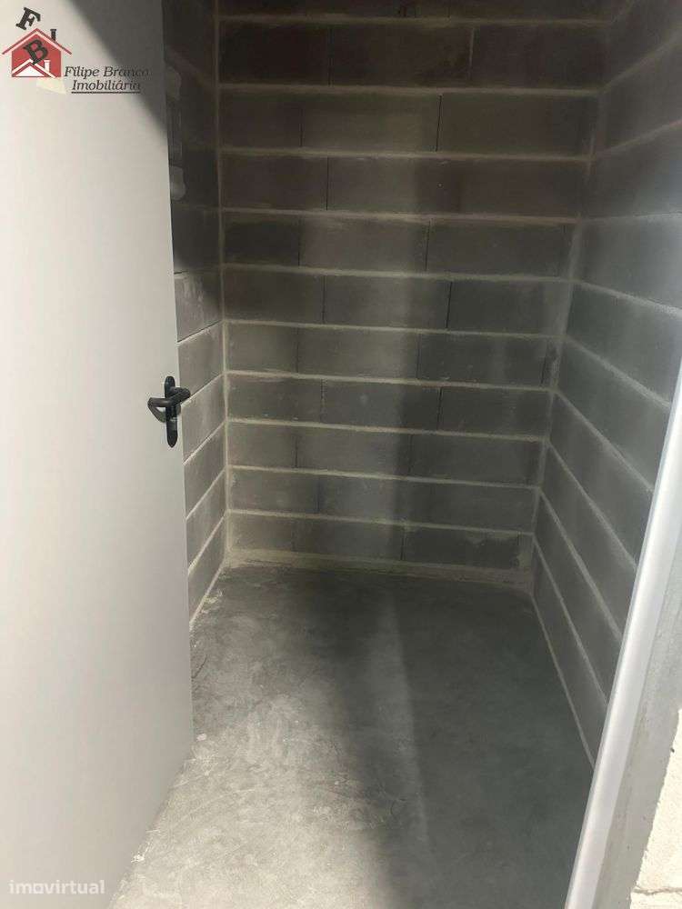 T2+1 NOVO PRONTO HABITAR! VISTA MAR SANTA MARINHA GAIA!-41