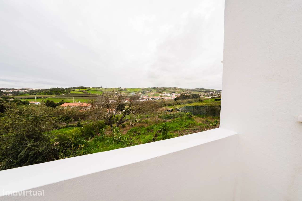 Moradia Térrea Renovada C/ Logradouro e Terreno, Vimeiro - Lourinhã-14