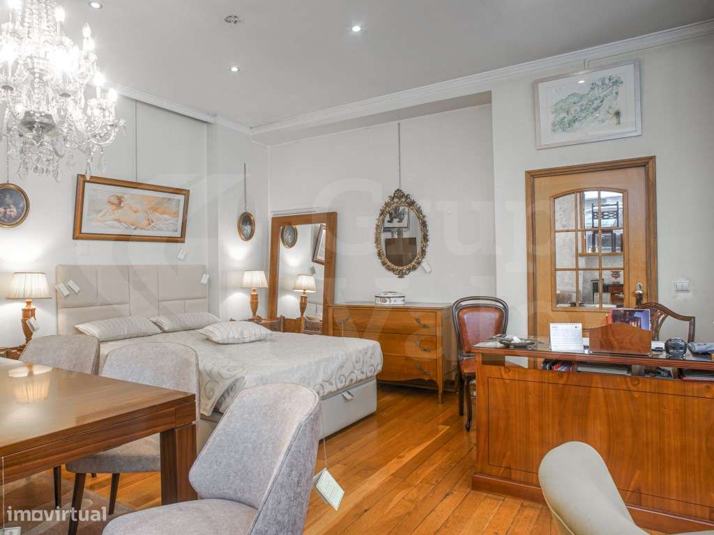 Loja com 270m2 com 2 Montras na Av. Almirante Reis | Lisboa - Grande imagem: 4/19