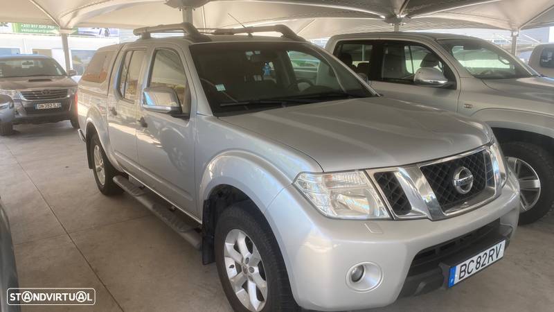 Nissan Navara 2.5 dCi CD LE Hi-Tech +P.Premium 4WD - 2