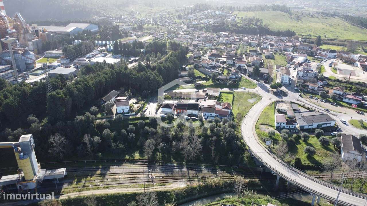 Terreno com 1813.50m2 em Souselas - Grande imagem: 4/7