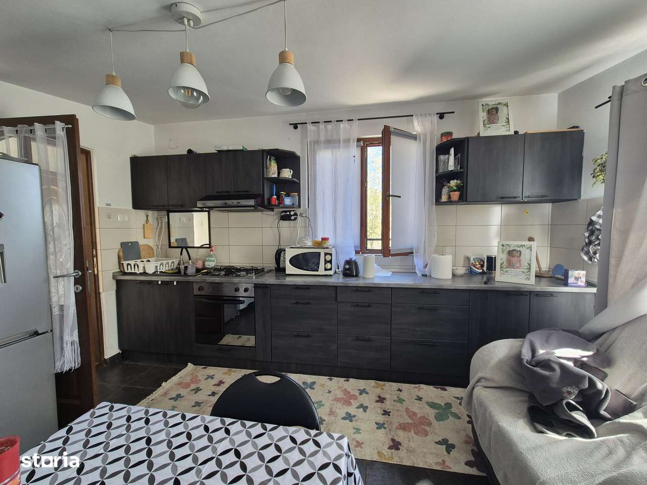 Casa + Teren, Sambateni - Imagine principală: 3/7