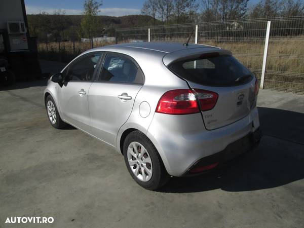 Dezmembrez Kia Rio 2013 - 2