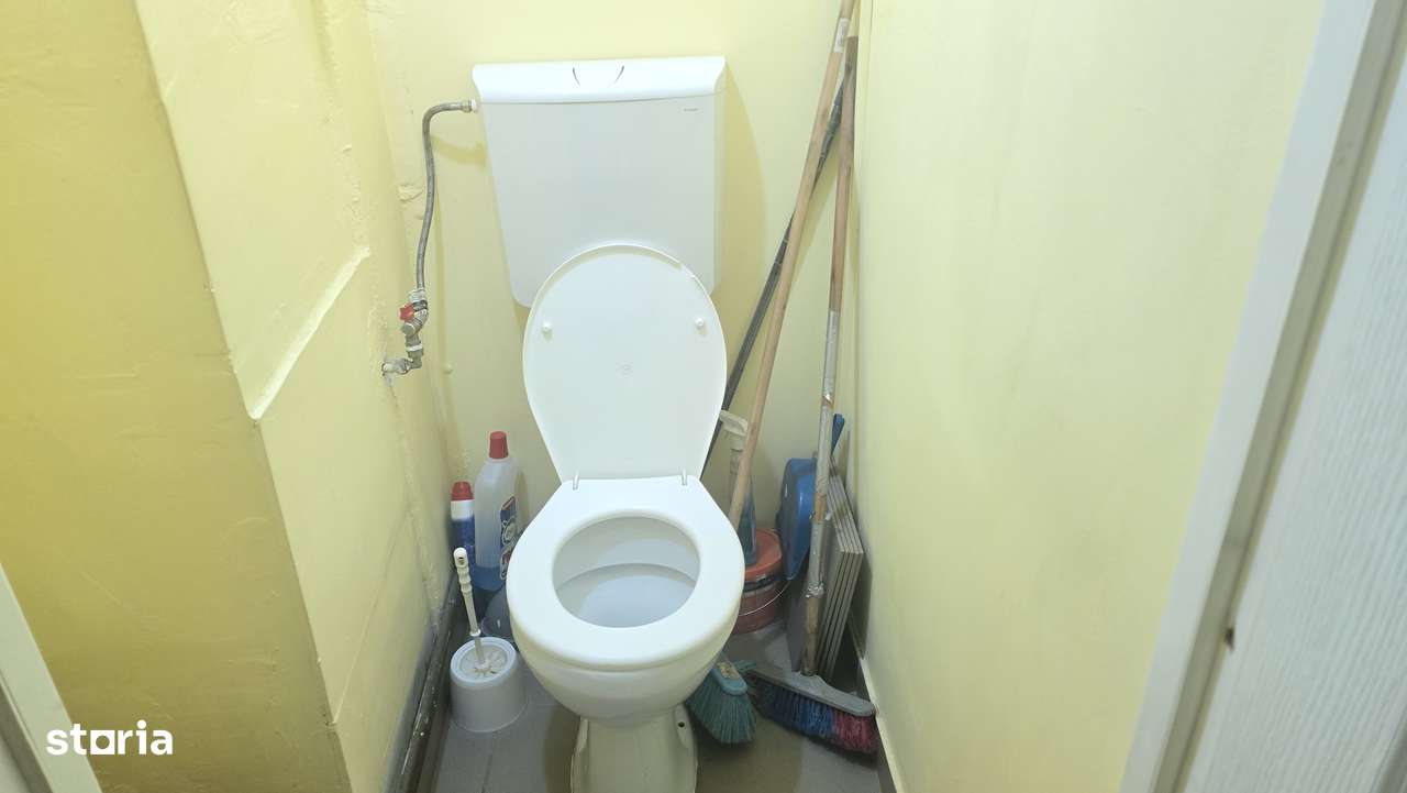 Inchiriez spatiu comercial in Deva, ultracentral, Decebal, Exim Bank - Imagine principală: 5/7