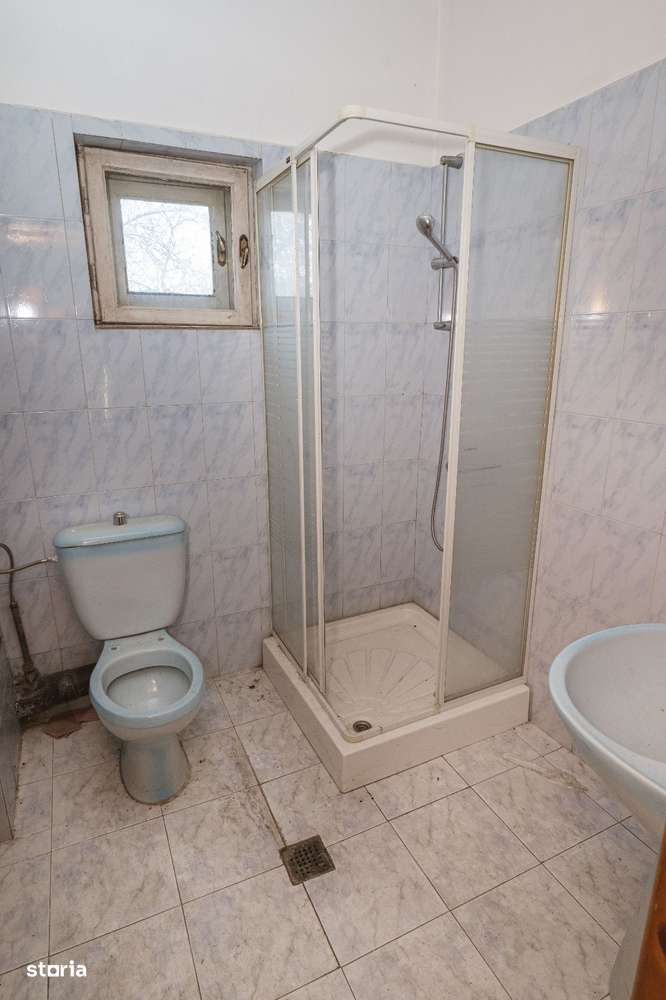 Oportunitate Exclusivă de Investiție în Câmpina Vila 12+ camere 750 mp-17