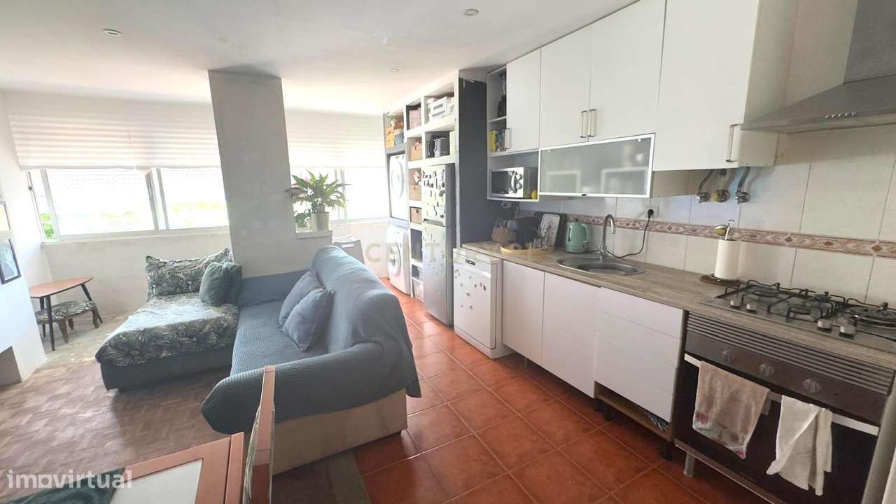 Visitas suspensas - Apartamento  R. Padre Manuel de Nóbrega - Póvoa de - Grande imagem: 4/24