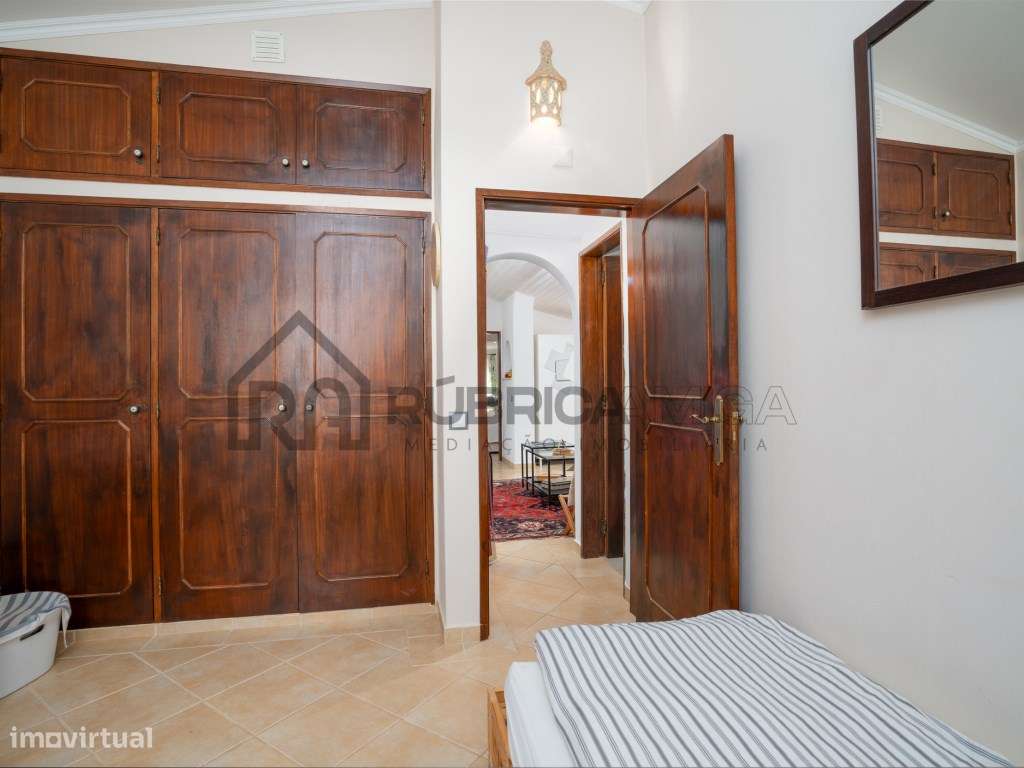 Moradia térrea de 3 quartos e piscina-29