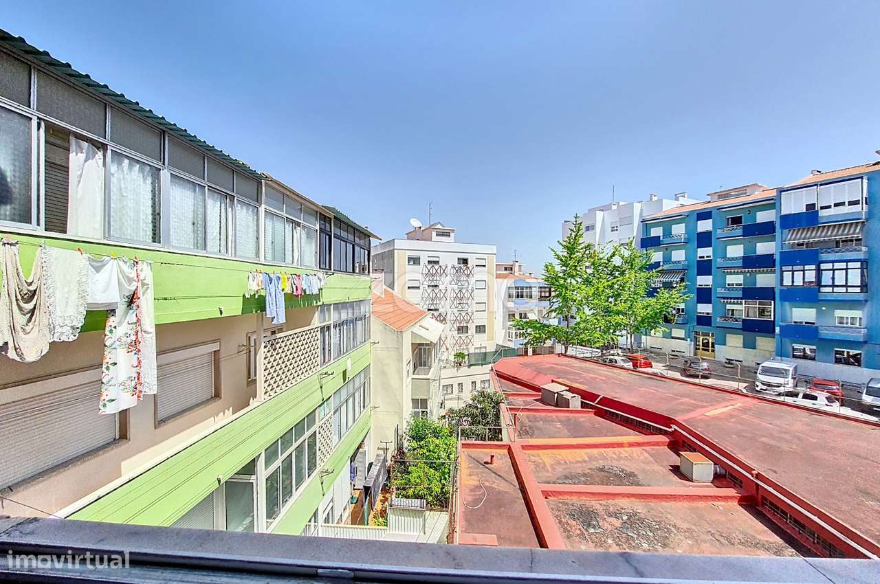 Apartamento T3 em Rua Daniel Filipe, Cova da Piedade, Almada - Grande imagem: 4/24