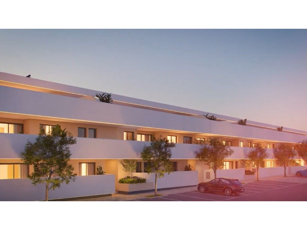 Novo apartamento T2 com varanda, piscina e garagem em Cabanas de Ta... - Grande imagem: 1/15