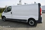 Opel Vivaro - 10