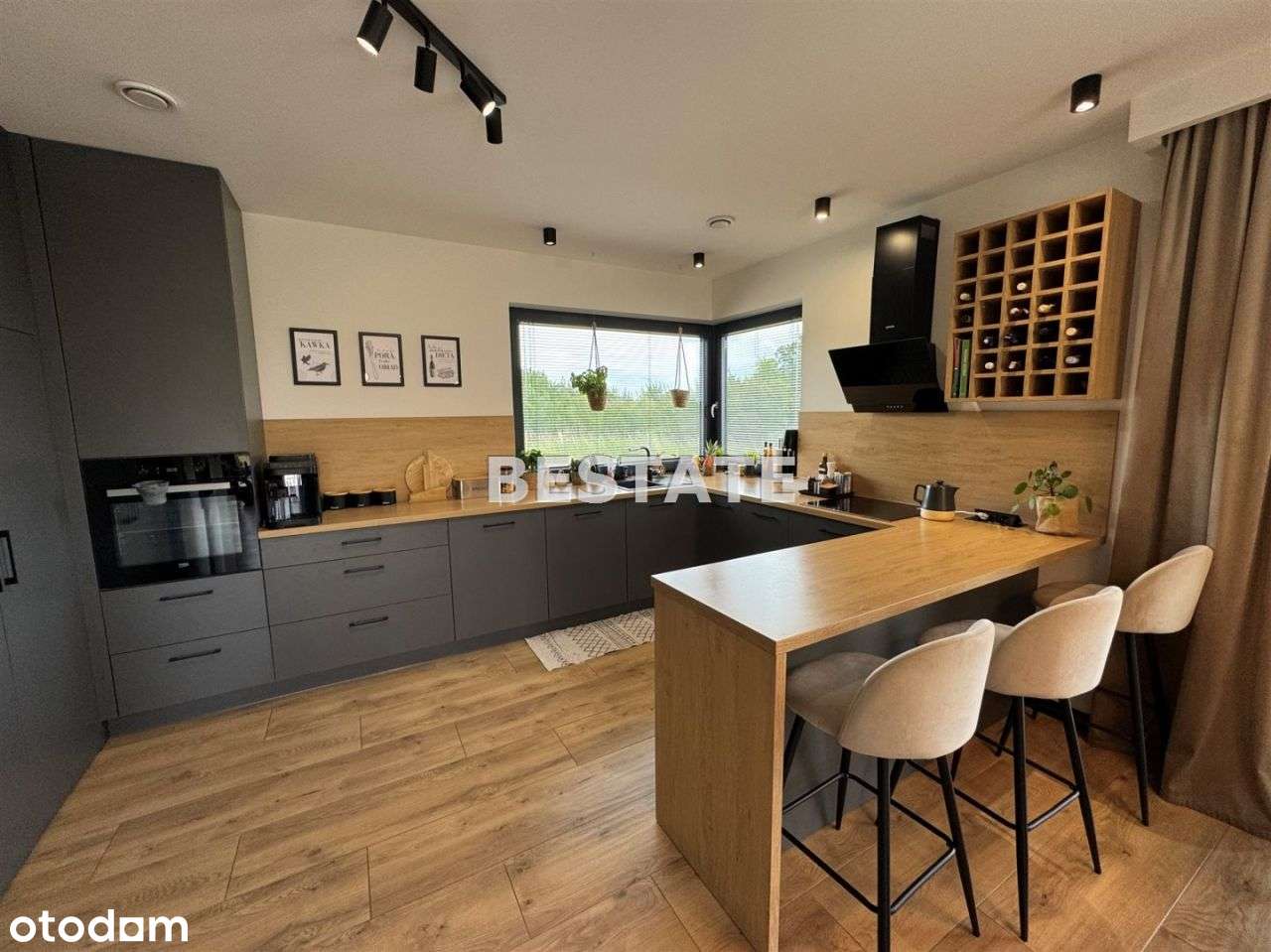 Dom w zaciszu zieleni, wysoki standard-2