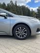 Toyota Avensis 1.8 Premium - 4