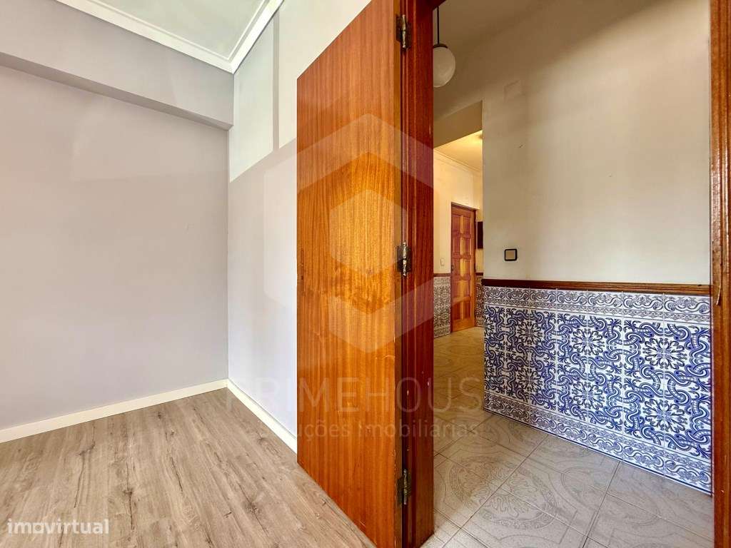 Apartamento T1 Rés do Chão no Seixal, Amora.-33