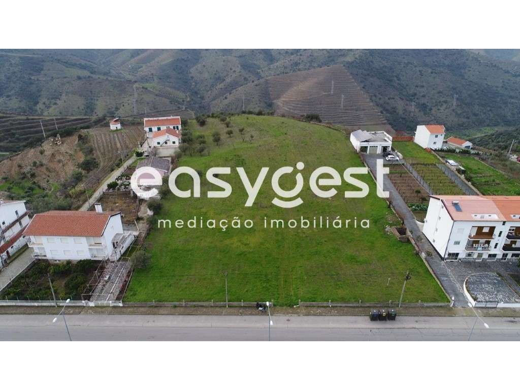 Terreno Rústico para loteamento no coração de Vila Nova Foz Côa - Grande imagem: 2/6