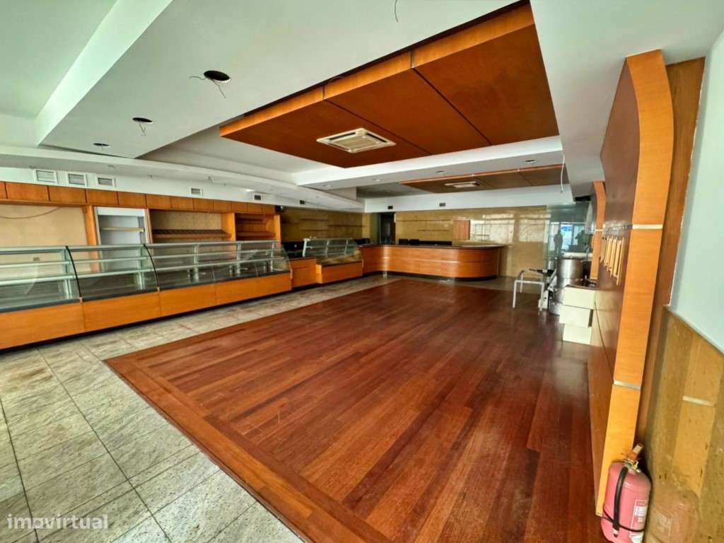 Oportunidade de negócio no coração de V. N. de Gaia-0