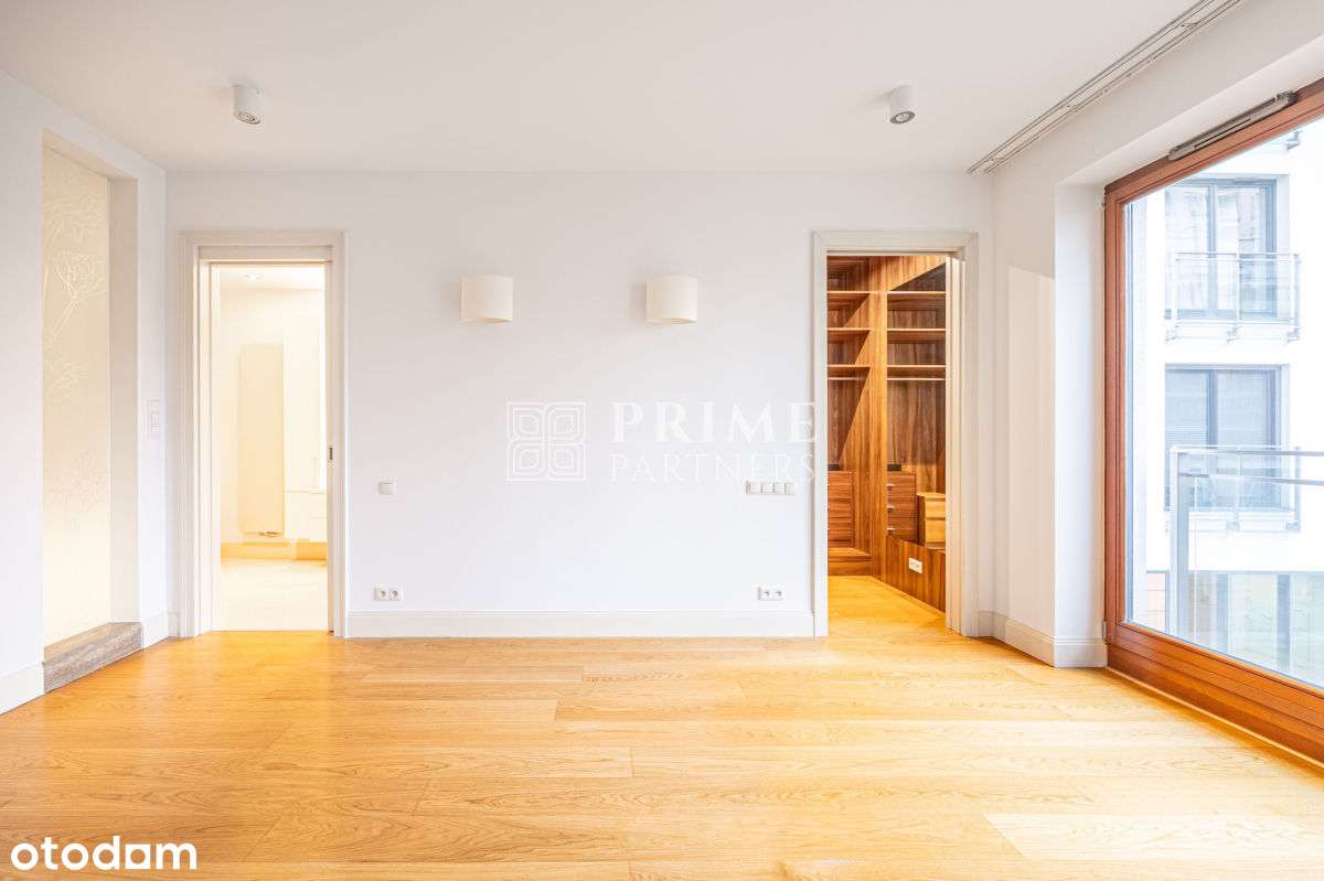 Apartament przy ul. Grzybowskiej 4 z dwoma miejscami garażowymi-12