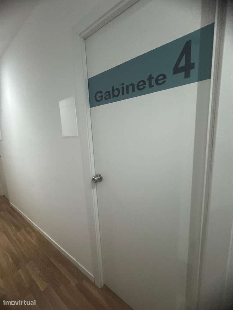 Aluga-se Gabinete centro da Maia. - Grande imagem: 2/7