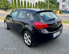 Opel Astra 1.6 Cosmo - 9