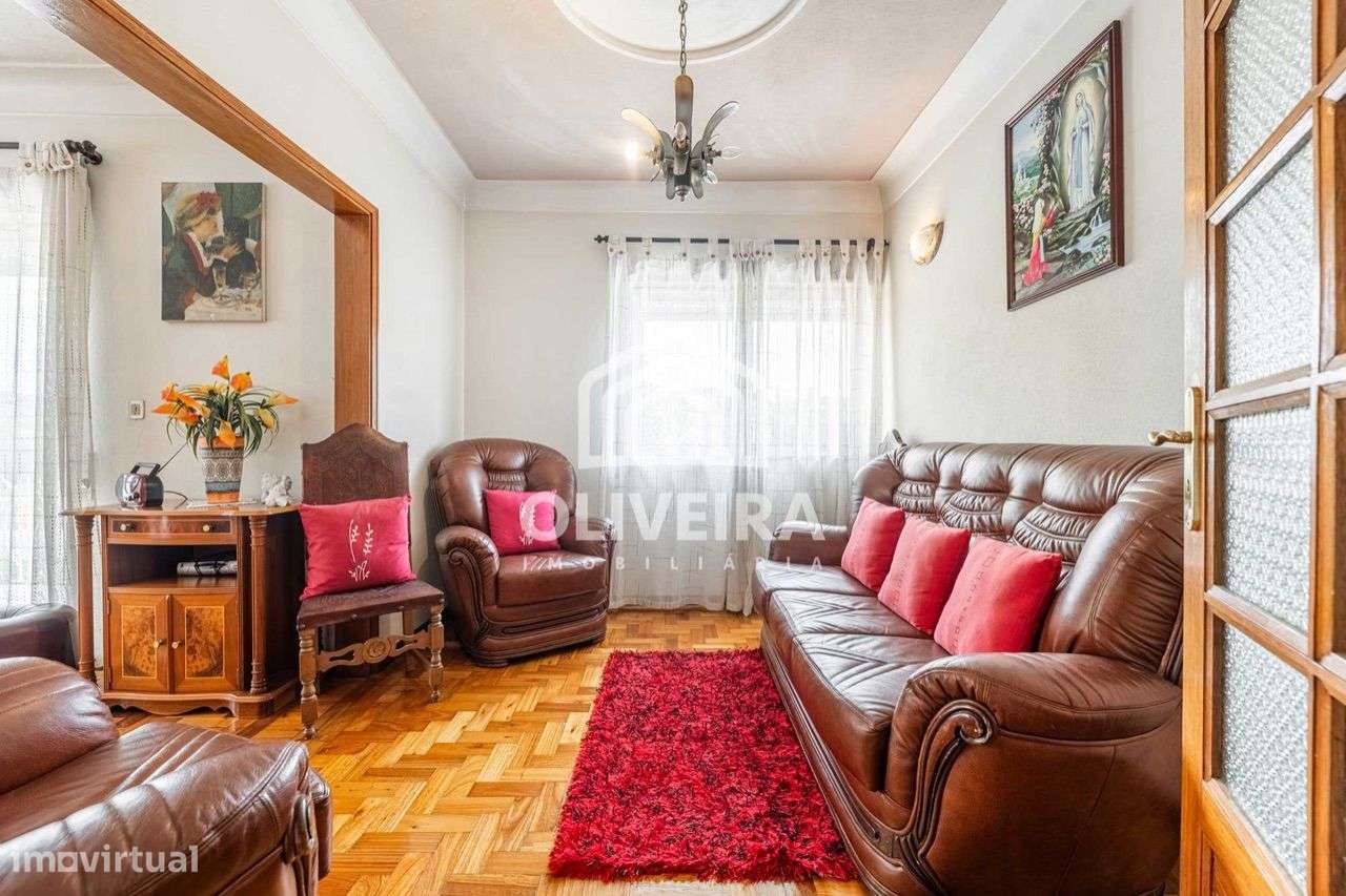 Moradia com Habitação e Comércio-13