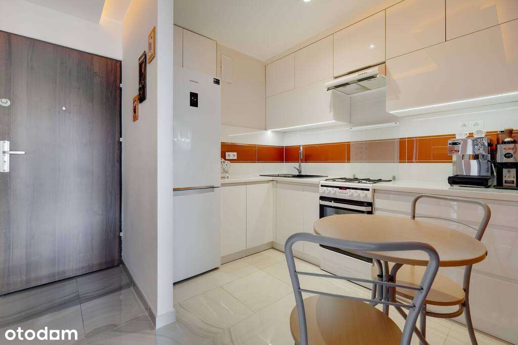 2 pokoje, ścisłe centrum Warszawy, do wprowadzenia - Pełny obrazek: 4/20