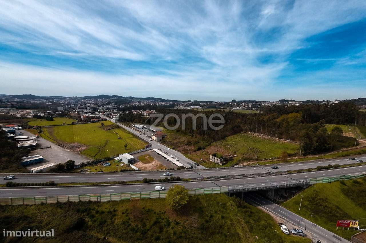 Terreno Urbano 3.532m2 - Grande imagem: 5/24