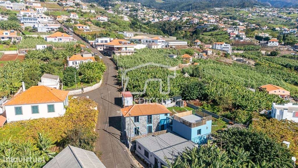 Moradia com 3 Apartamentos Independentes  - Ponta do Sol-39