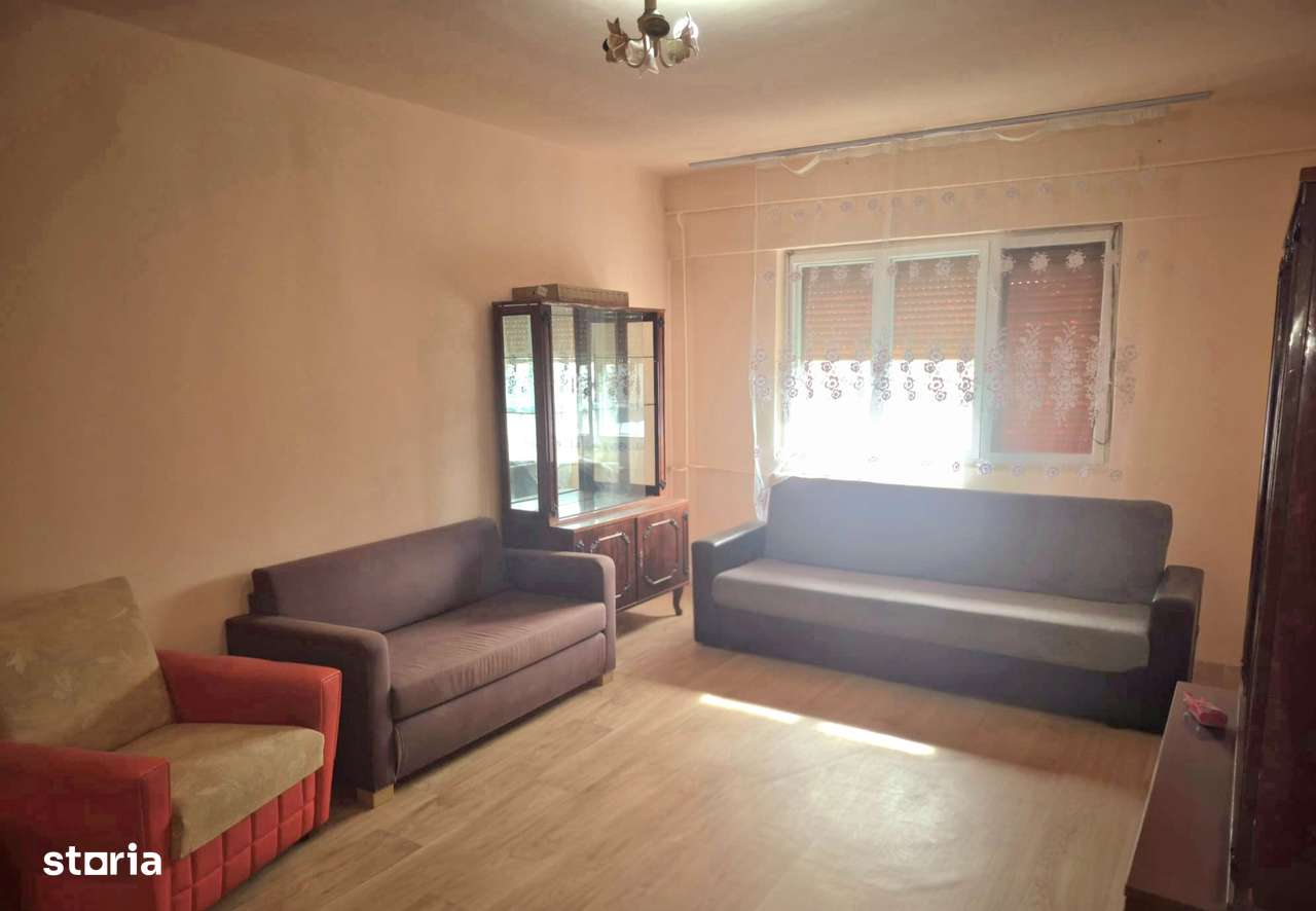 Apartament 2 camere ,decomandat, 2 balcoane-3