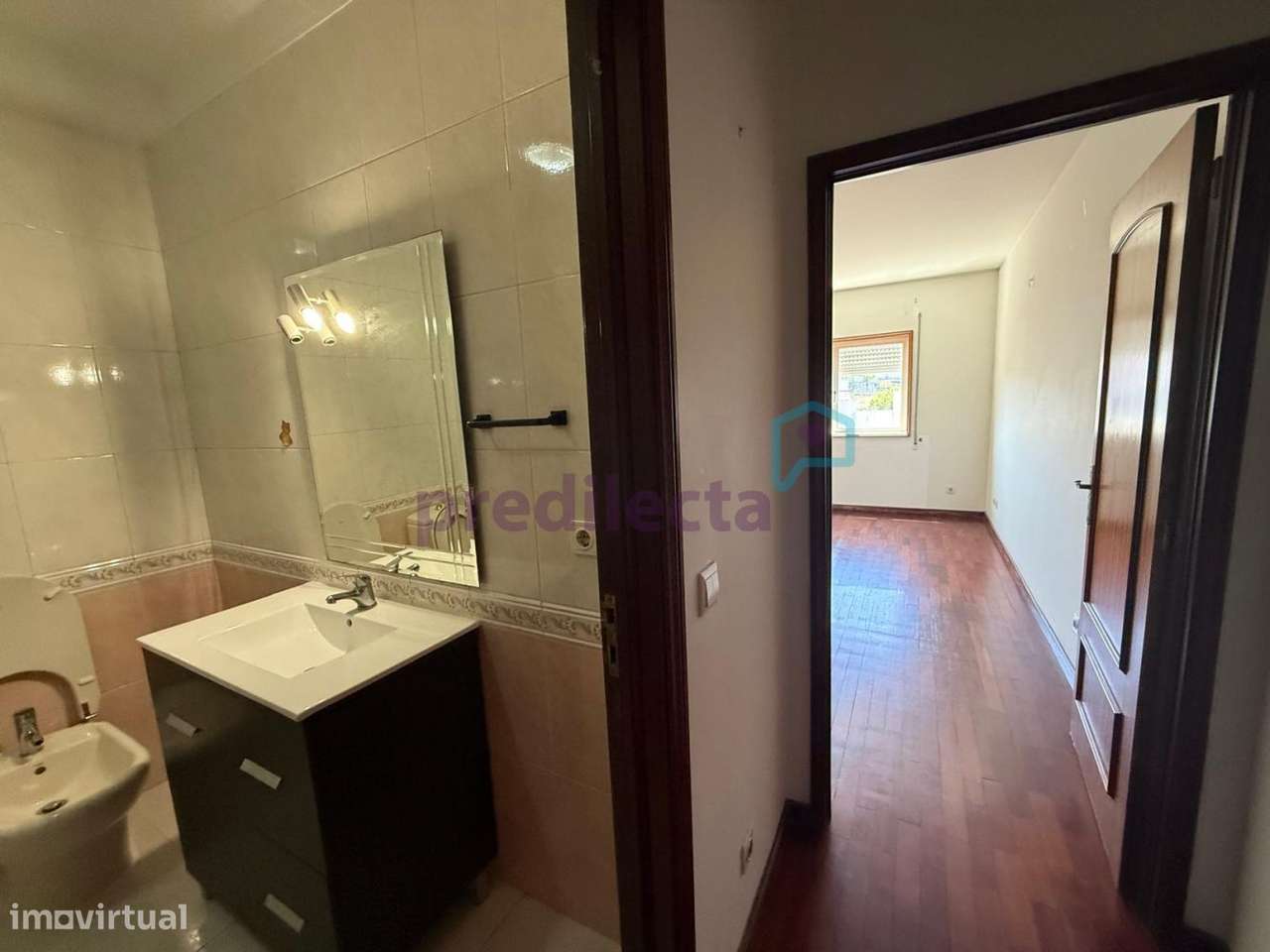 REF3813 - Rentabilidade garantida: T1 c/ box - À Areosa-17