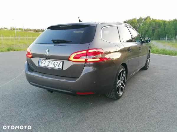 Peugeot 308 2.0 HDi Active - 12