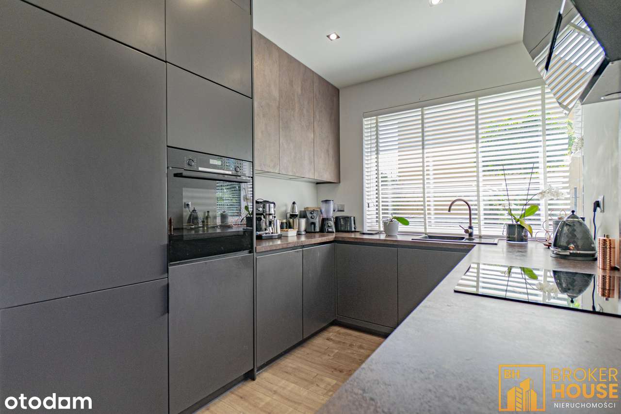 Nowoczesny dom w zabudowie bliźniaczej z ogrodem-6