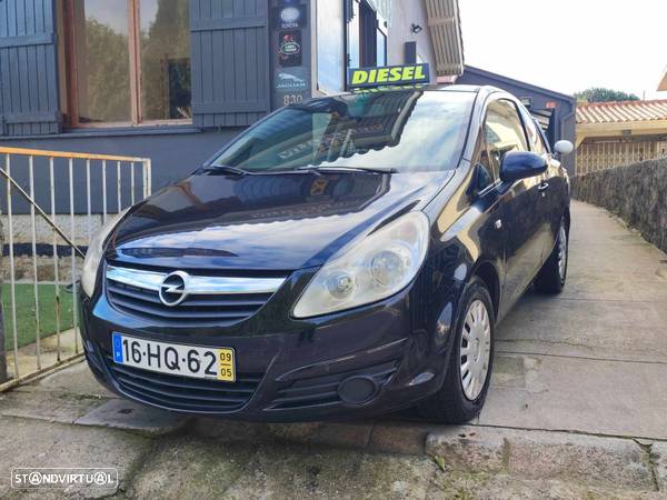 Opel Corsa Outro - 3