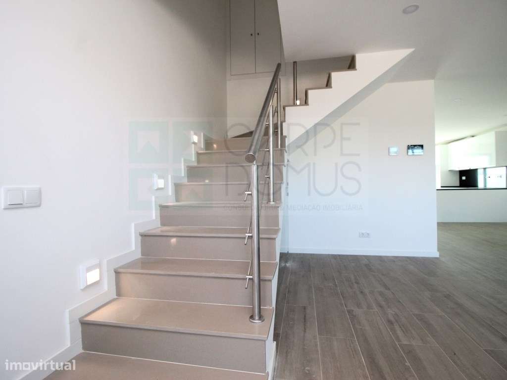 Nova Moradia T4 em Tavira - Conforto e Elegância-10