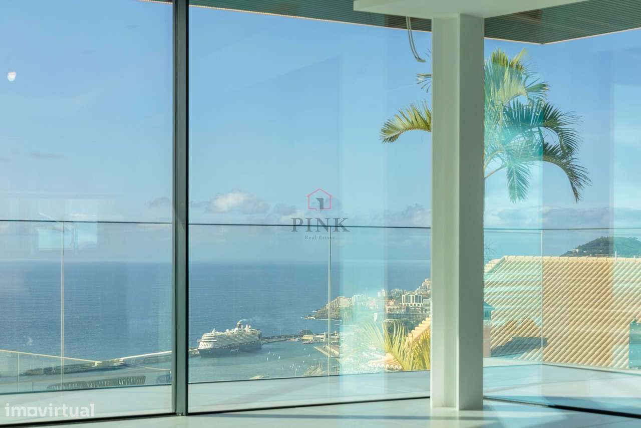 Moradia de Luxo com Piscina - T4 no Funchal-10