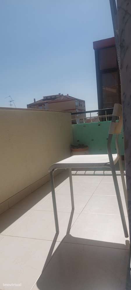 Apartamento T3 Amora - Seixal-23