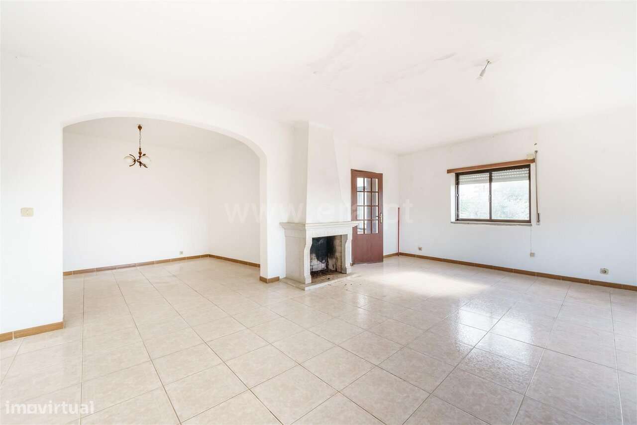 Moradia Isolada T4 / Fundão, Vales Pêro Viseu-14