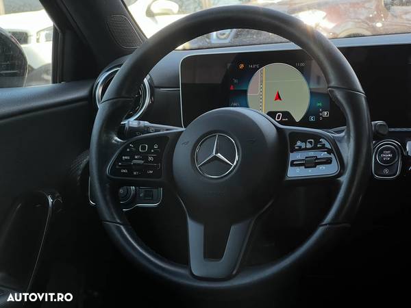 Mercedes-Benz A 180 d Aut. - 10