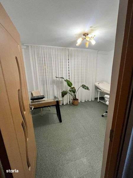 Apartament centru, str Traian, nemobilat, ideal birou, cabinet - Imagine principală: 4/8