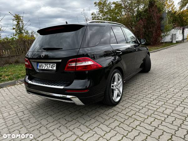 Mercedes-Benz ML 350 BlueTec 4-Matic - 11