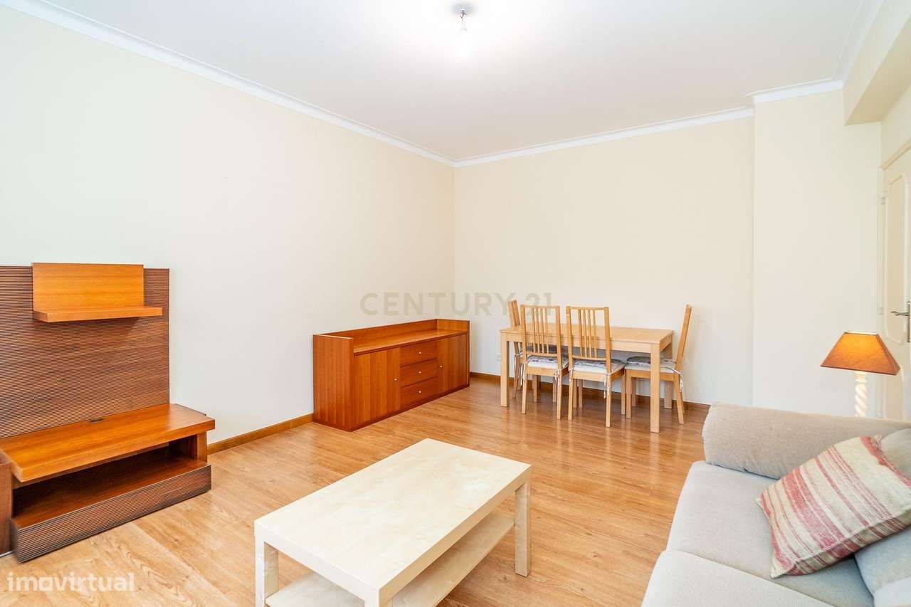 Apartamento T2 no Vale das Flores-17