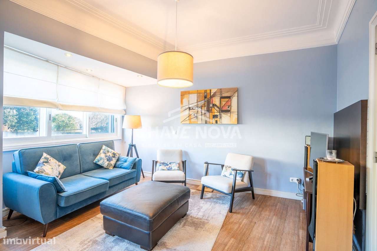 Moradia Bi-Familiar T4 + T2 com Potencial de Rendimento em Ramalde ...-1