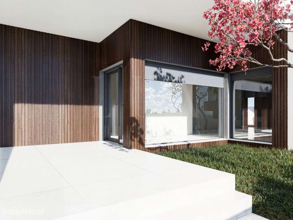 MORADIA T4 CONTEMPORÂNEA COM PISCINA-7