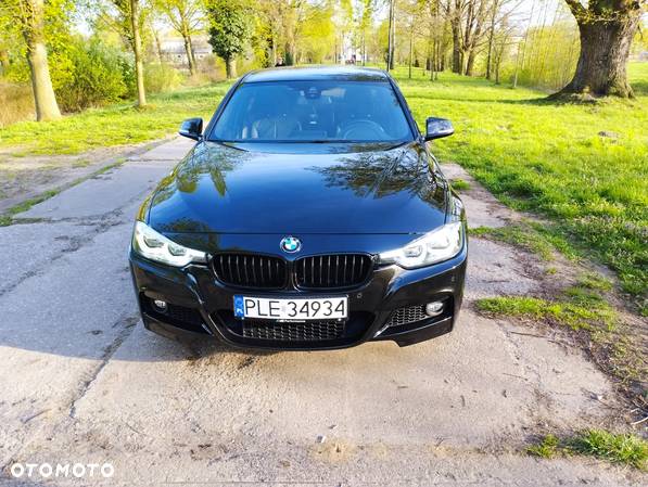 BMW Seria 3 318d Edition M Sport Shadow - 13